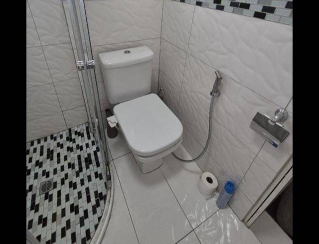 2 BEDROOM APARTMENT FOR SALE IN OVERPORT